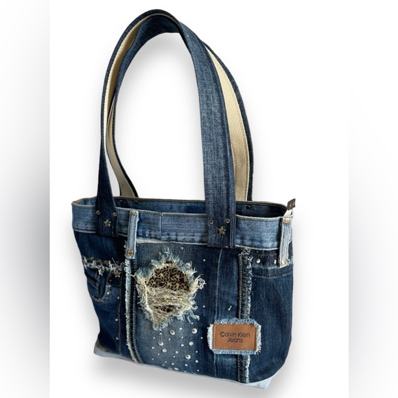 Denim patchwork shoulder bag upcycled jeans boho bag - Picture 11 of 16